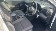 Toyota Yaris 1.5 Hybrid Design 5dr CVT Hybrid Hatchback